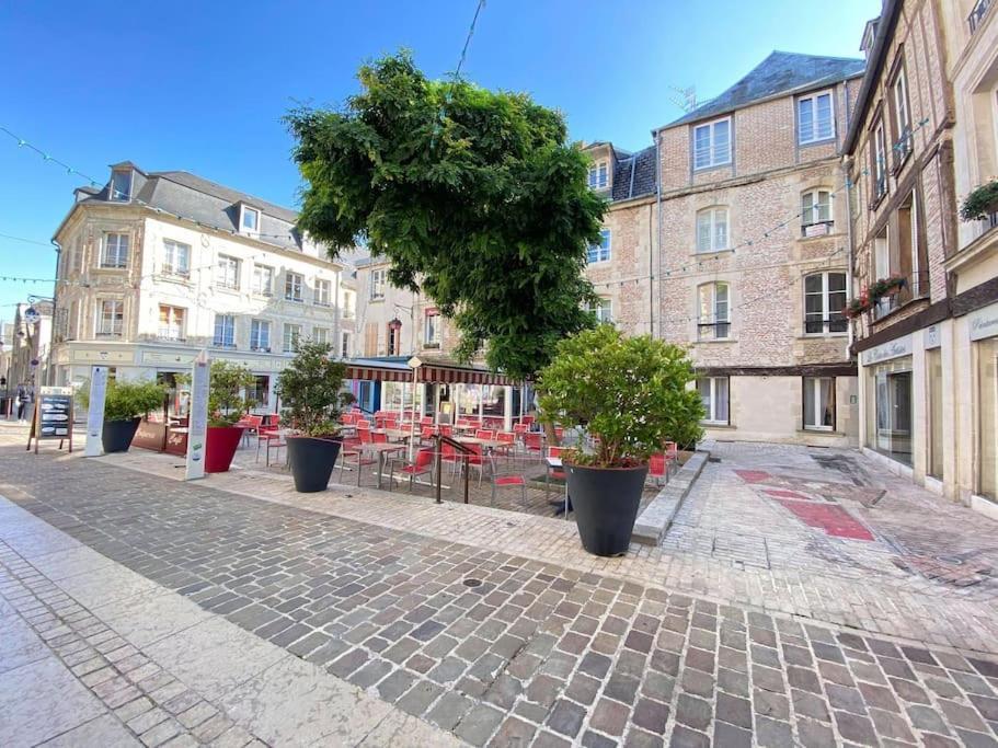 Maison Des Chenizelles Laon Esterno foto