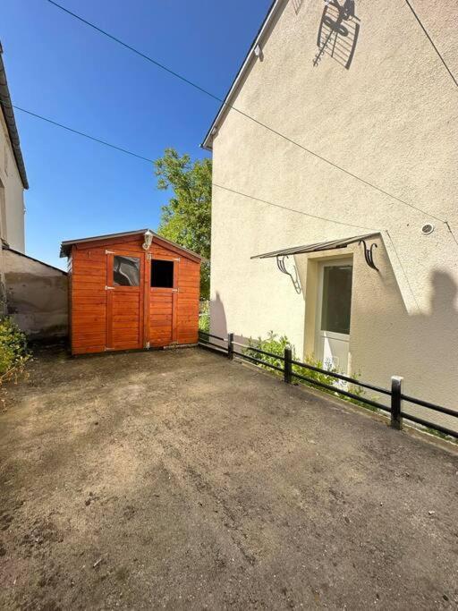 Maison Des Chenizelles Laon Esterno foto